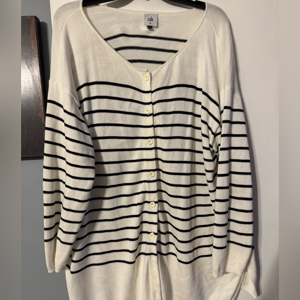 Cabi Turnabout Cardigan XL